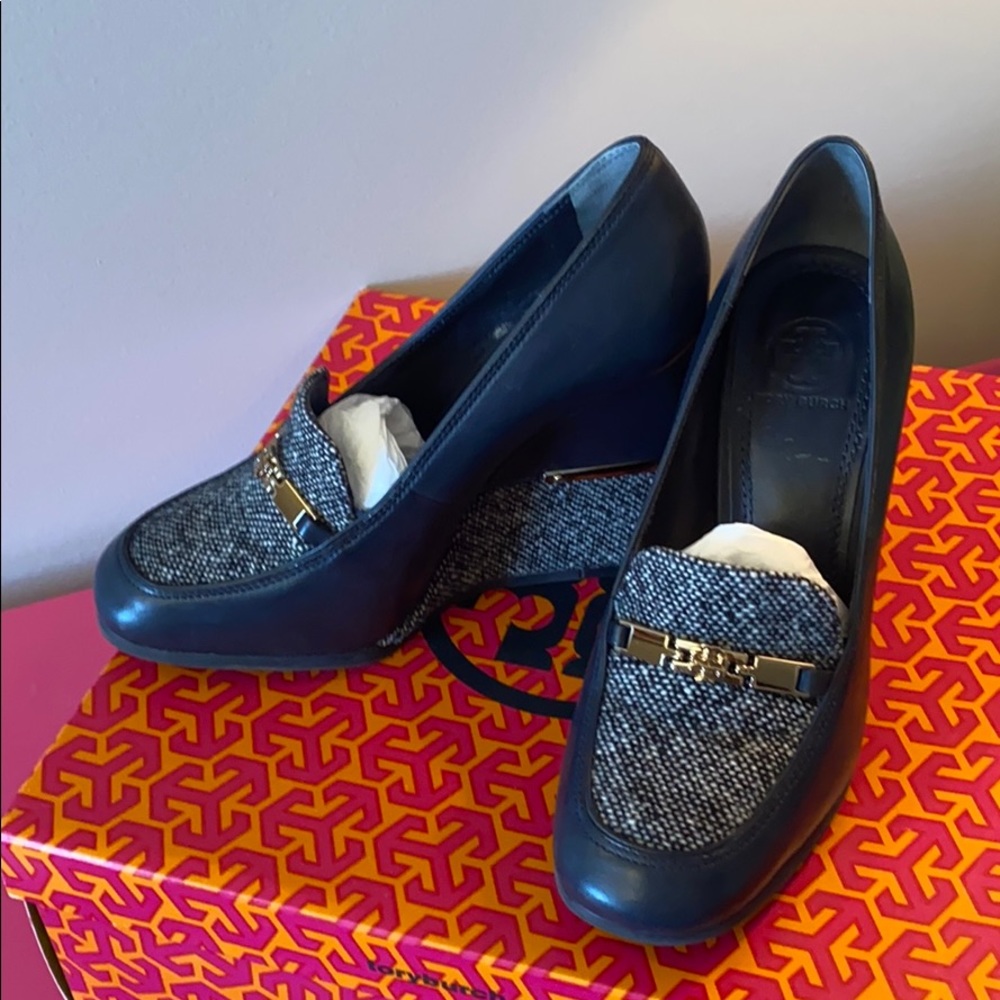 Tory Burch Navy Leather and Twwed wedge loafer